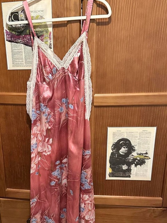 Dior Dresses & Skirts - 1970s Christian Dior Pink Floral Lace-Trim Slip Dress